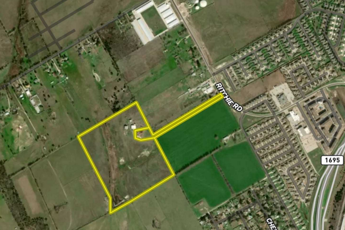 Land property in Lorena, TX — 46.53 Acres — Lorena