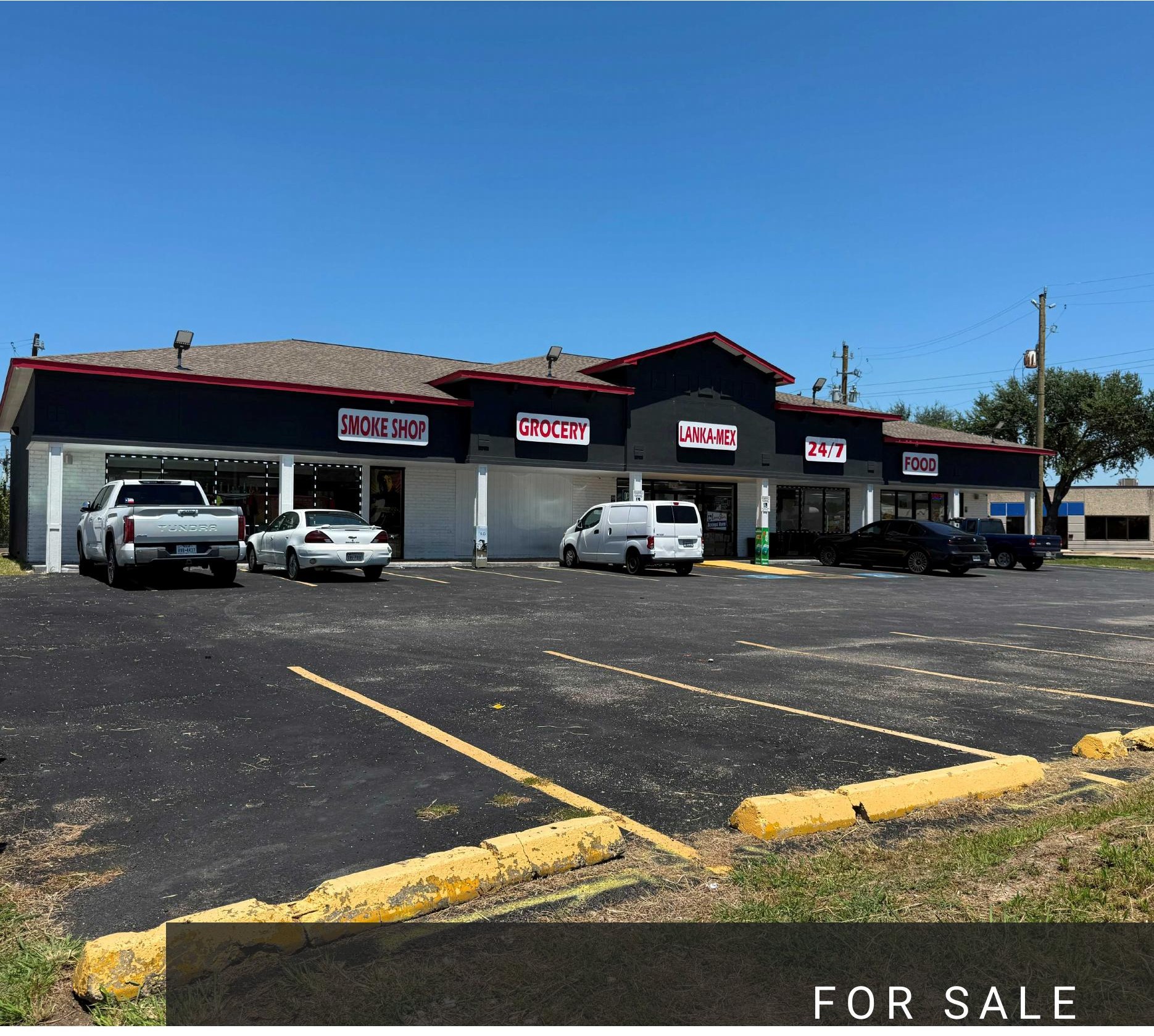 Retail property in Houston, TX 77017 — 9025 Winkler Drive