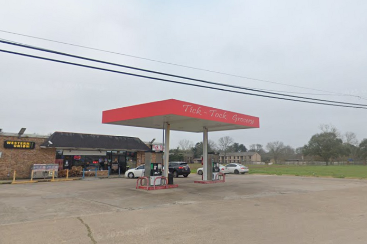 Gas Station property in Alvin, TX — Gas Station — Alvin, TX
