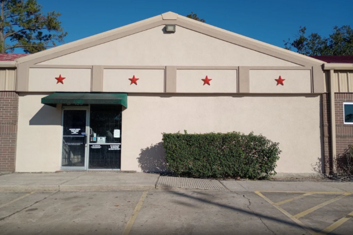 Office property in 2910 Antoine Dr, Houston, TX 77092 — Office / Clinic Space