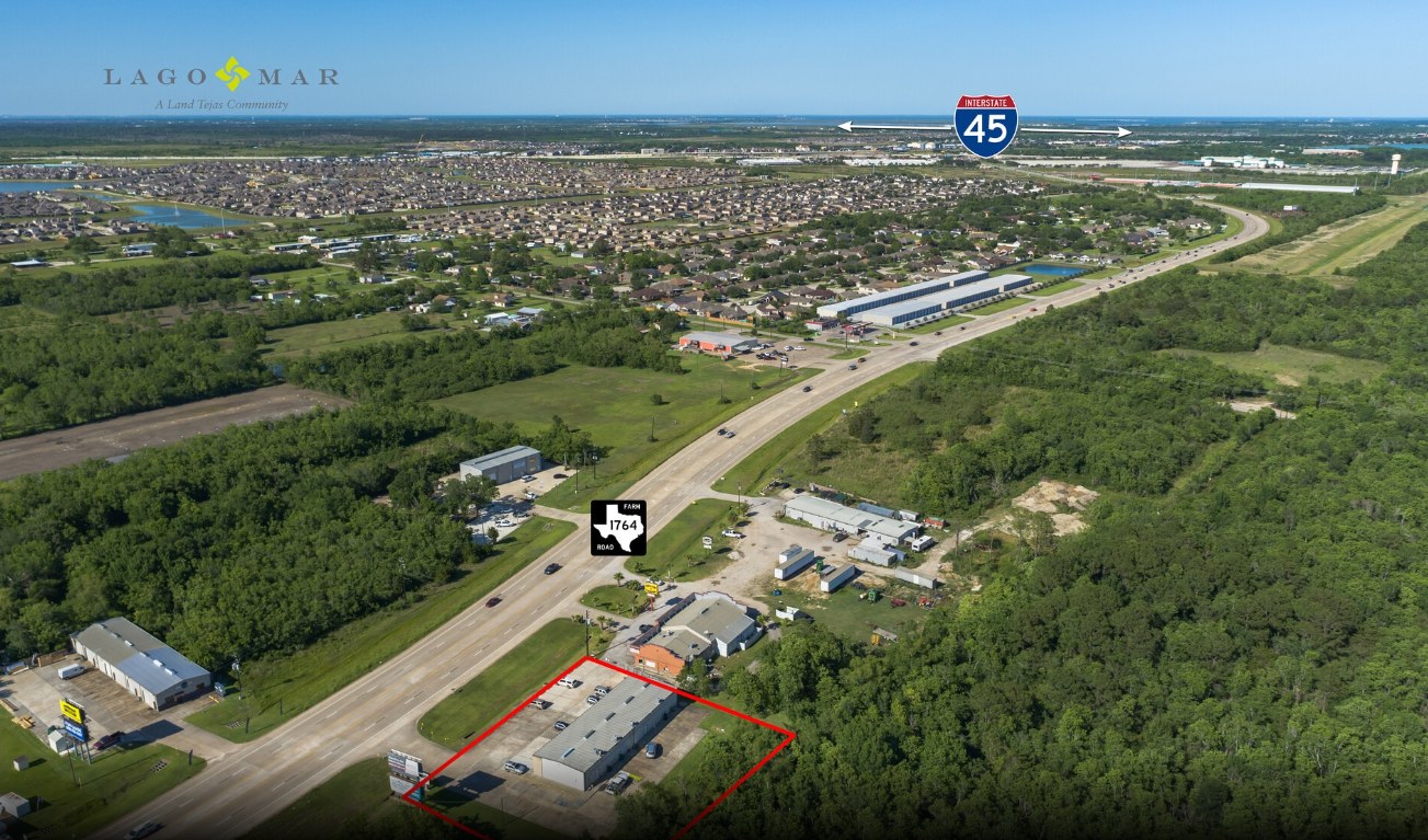 Retail property in Santa Fe, TX — Fully Leased Retail Strip — Santa Fe (2 of 2)